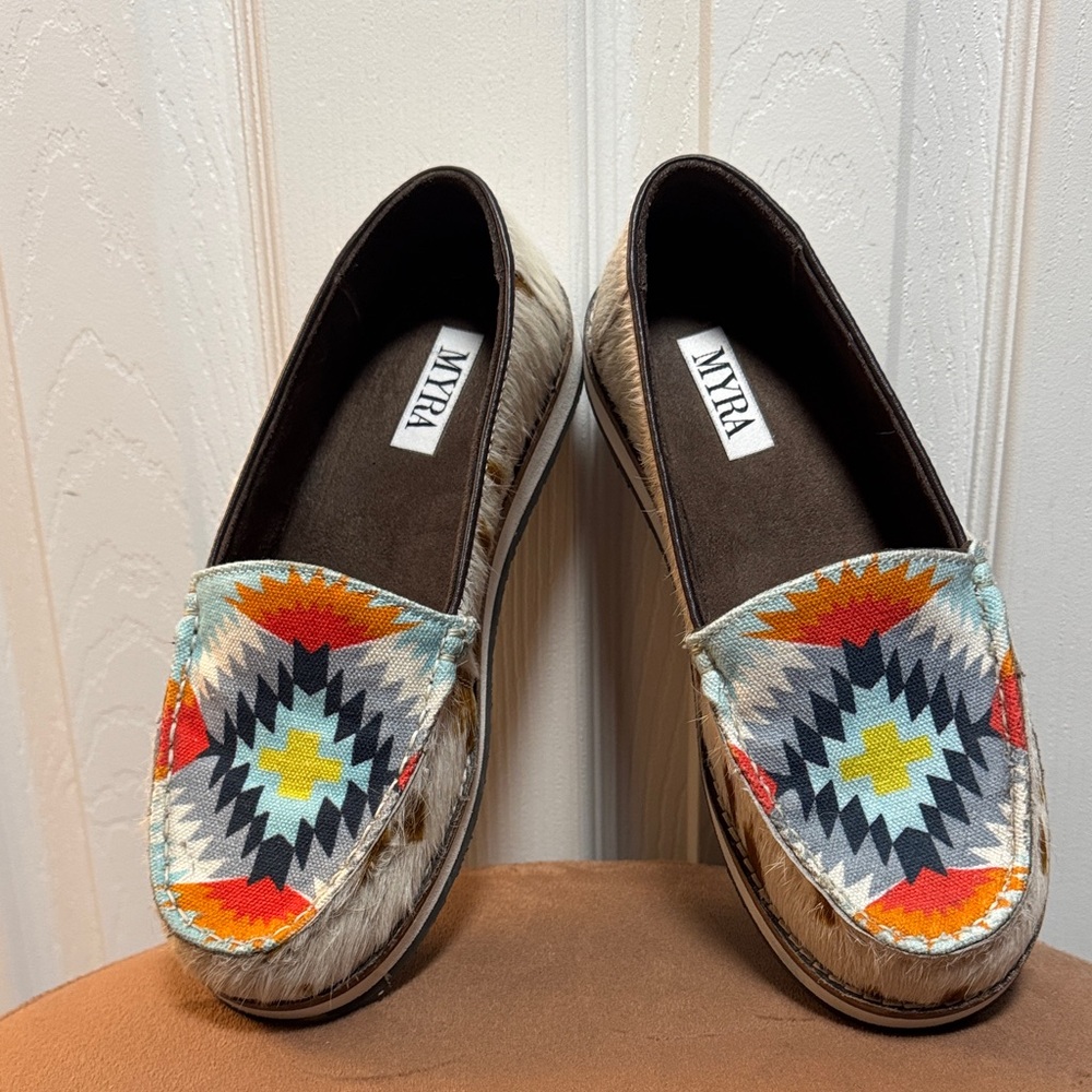 Myra Cowhide Women's Vibrant Patterned Loafers